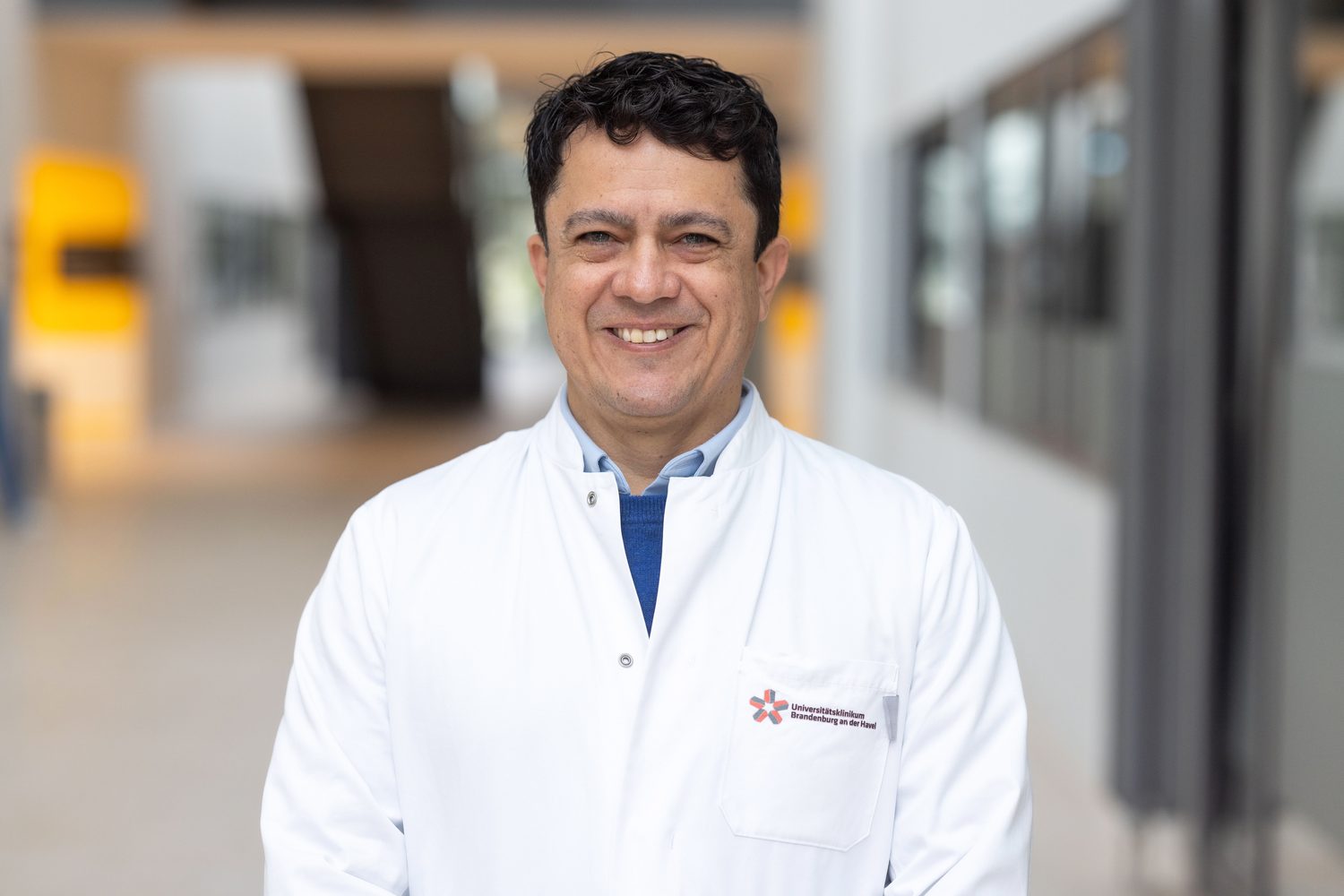 PD Dr. Carlos A. Reck-Burneo